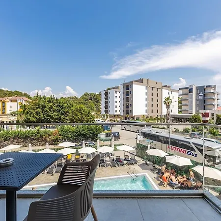 Aqua Breeze 1br By Pikhost Appartamento